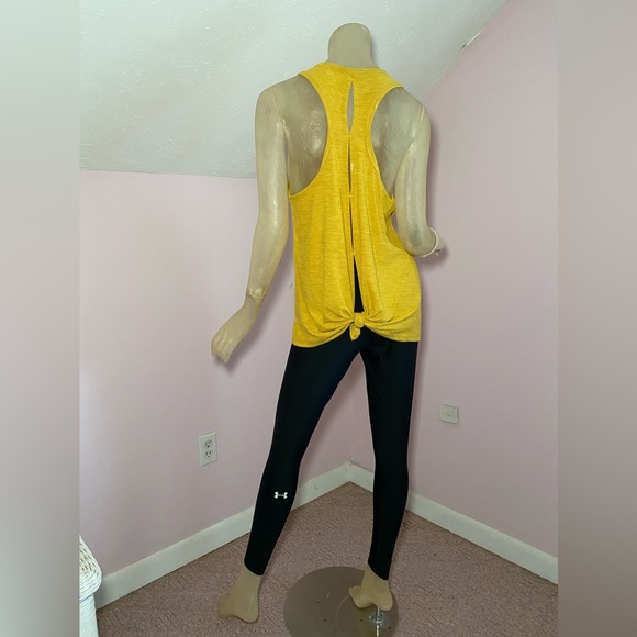 Old Navy Breathe-On Tie-Back Performance Tank - Picture 5 of 11